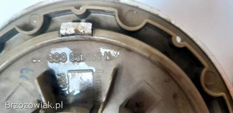 DEKIELKI DEKIELEK KOŁPAK AUDI A3 A4 A6 8D0601165K