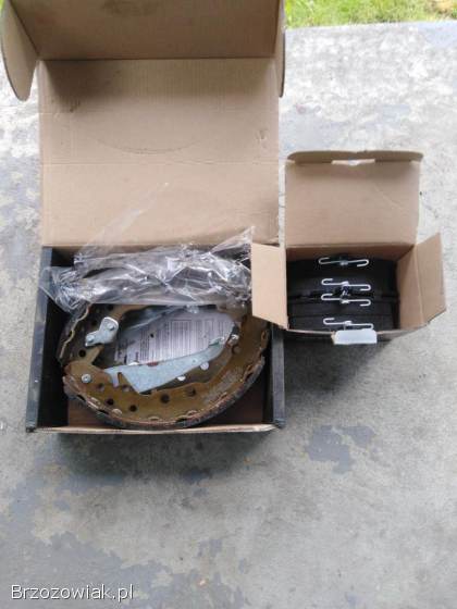 Zestaw hamulcowy Passat B3 1.  8b