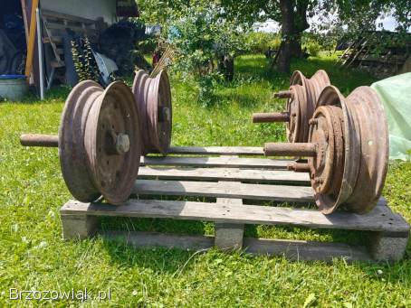 Felgi,  komplet do wozu ciągnikowego/konnego