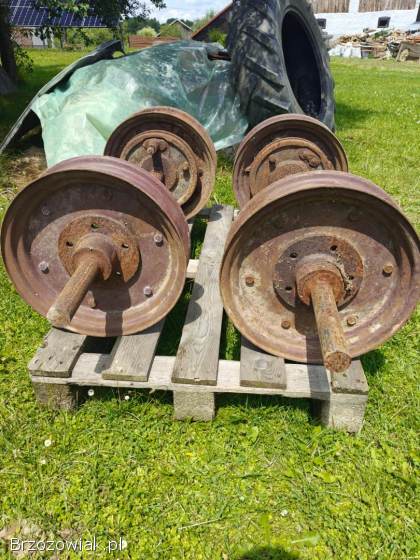 Felgi,  komplet do wozu ciągnikowego/konnego
