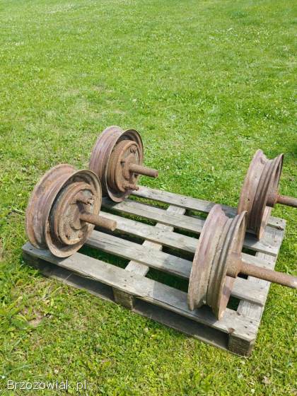Felgi,  komplet do wozu ciągnikowego/konnego