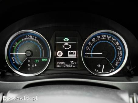 Toyota Auris 1.  8 Hybryda 2015