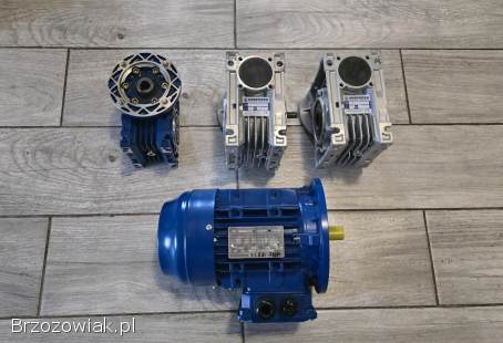 Przekladnia,  reduktor Kacperek TM-050,  i15,  oś 19 mm