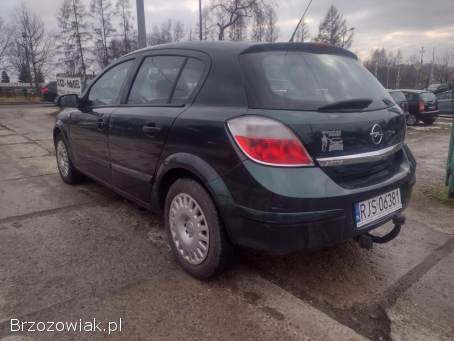 Opel Astra H 2004