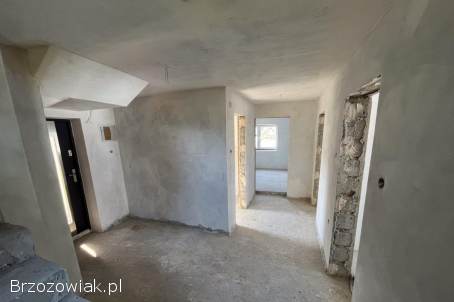 Dom Sanok stan deweloperski Kostarowce działka 40 arów P-O-L-E-C-A-M