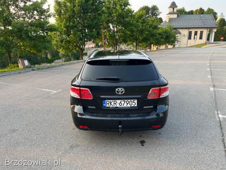 Toyota Avensis 1.  6 VVTI PREMIUM 2010