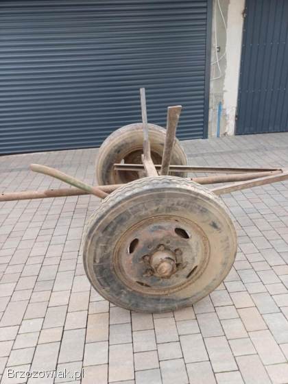 Wóz metalowy do ciągnika na kołach 20