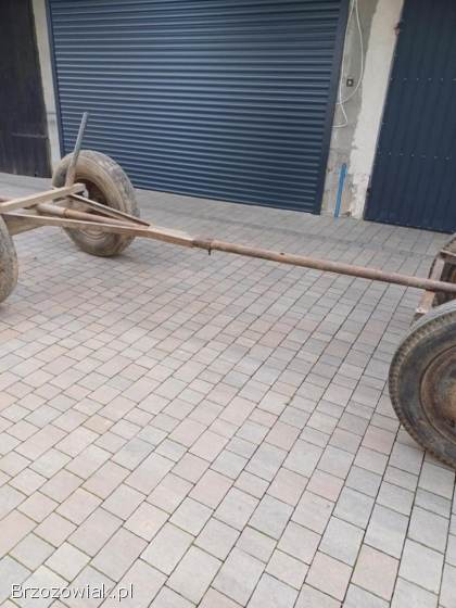 Wóz metalowy do ciągnika na kołach 20