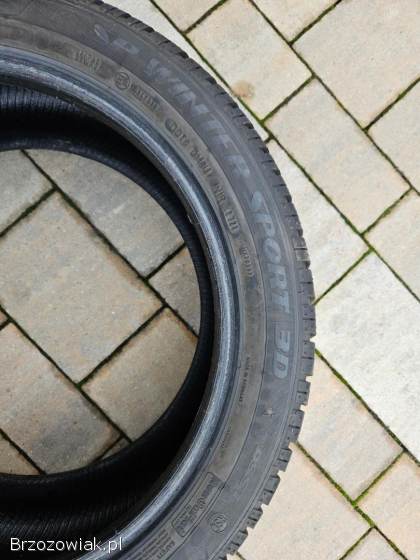 Opony zimowe Dunlop 245/45r18 100v XL runflat RSC x BMW rok 2021