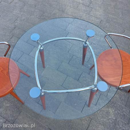 Okrągły stół + dwa krzesła