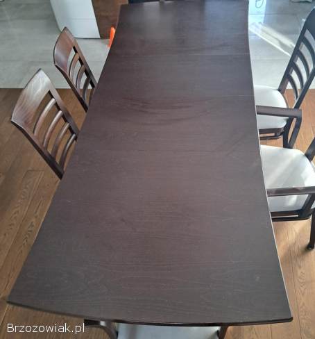 Drewniany stół + krzesła + krzesła barowe