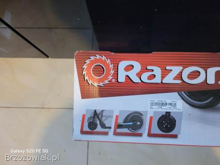 Hulajnoga elektryczna.  Nowa