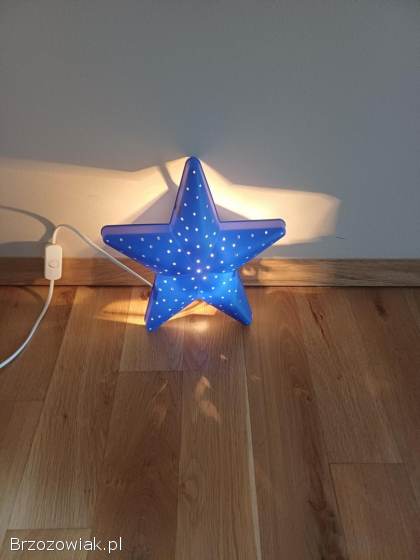 Lampa ścienna gwiazda.