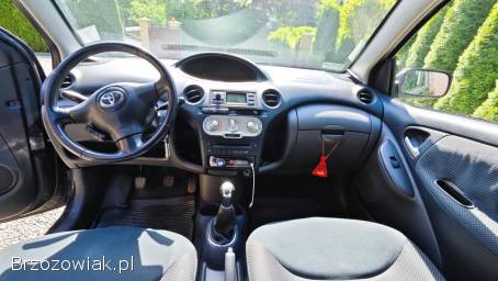 Toyota Yaris 2003