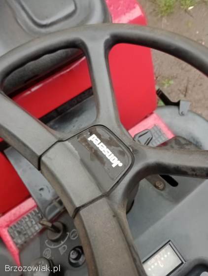 Kosiarka traktorek ogrodowy