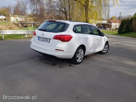 Opel Astra 1.  4 Turbo  2015