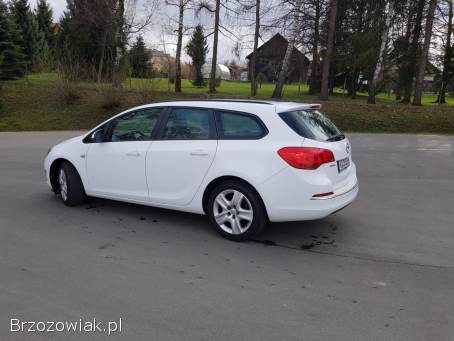 Opel Astra 1.  4 Turbo  2015