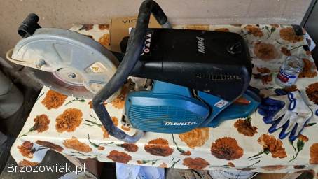 Przecinarka spalinowa makita