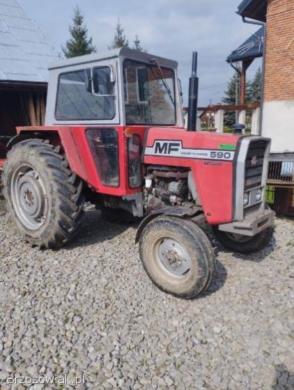 Ciągnik MF 590