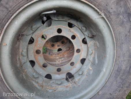 Opony 1200-20 + felgi oraz 825-20