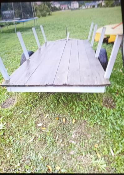 Przyczepka jednoosiowa z hamulcem