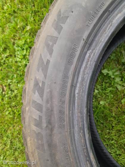Sprzedam opony zimowe 235 x 55 r 17