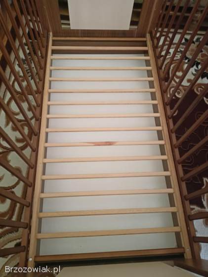 Sprzedam łóżeczko dziecięce z materacem