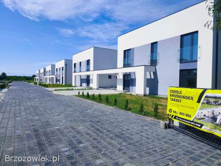 Nowoczesny dom w Krośnie– funkcjonalność i komfort!