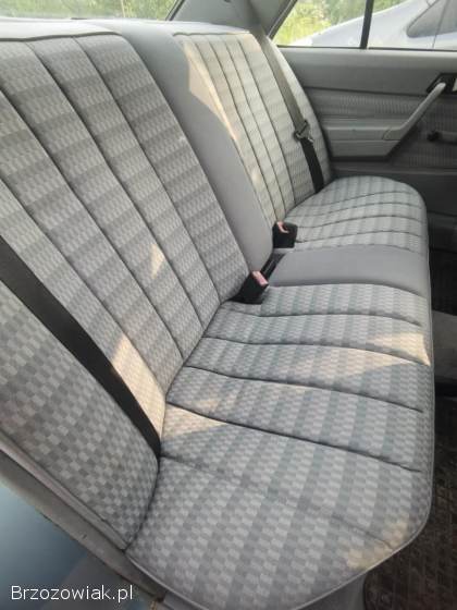 Mercedes-Benz W201 (190) 190E 1989