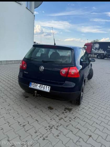 Volkswagen Golf 1.  6 2006