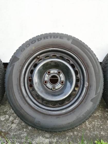 Opony całoroczne z felgami 195/65 R15