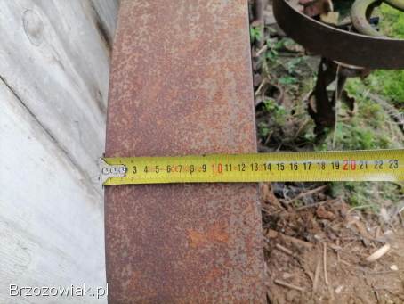 3 duze kola pasowe z sieczkarni