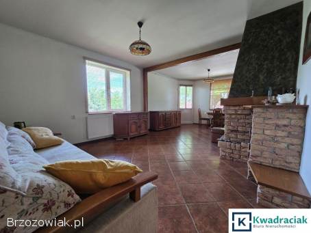 Drewniany dom w miejscowości Barycz