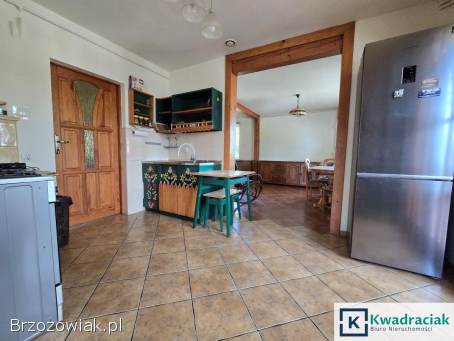 Drewniany dom w miejscowości Barycz