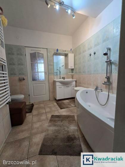 Drewniany dom w miejscowości Barycz