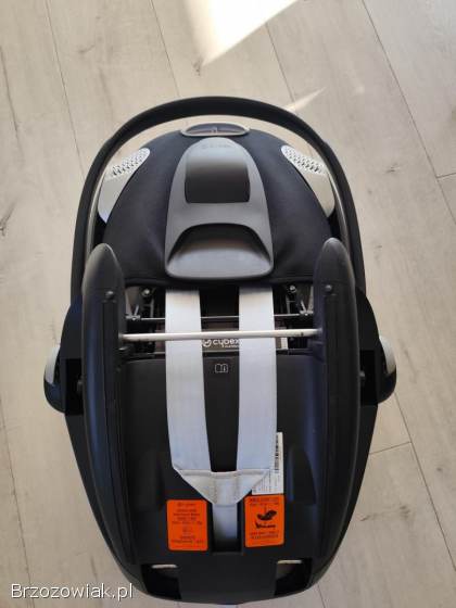 Sprzedam fotelik Cybex cloud T Isize.