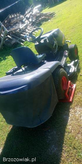 Podnośnik do traktorka kosiarki