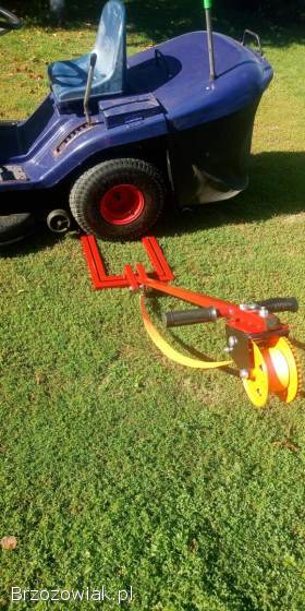Podnośnik do traktorka kosiarki