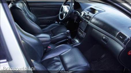 Toyota Avensis 2004