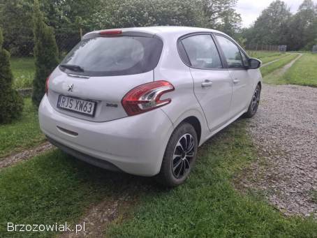 Peugeot 208 2013