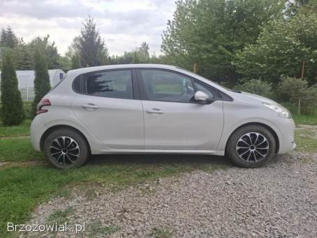 Peugeot 208 2013
