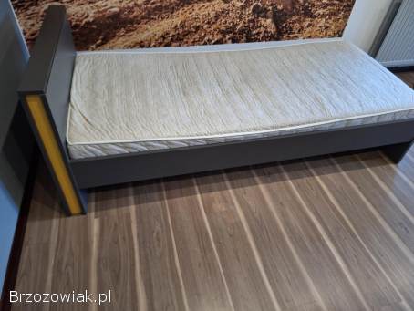 Łóżko 90x200 z materacem
