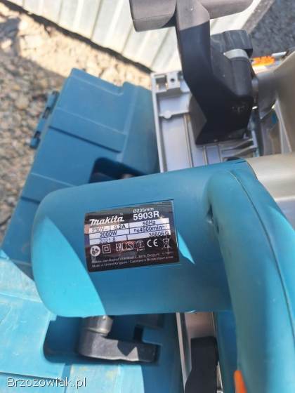 Makita ręczna pilarka