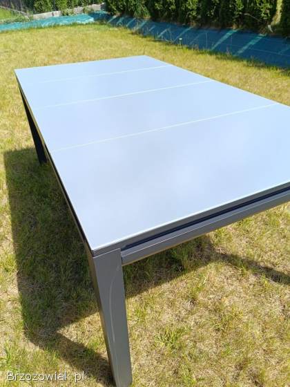 Stół ogrodowy plus sześć krzeseł/ poduchy na krzesła gratis