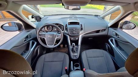 Opel Zafira Tourer 2016