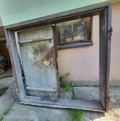 Drzwi drewniane stare