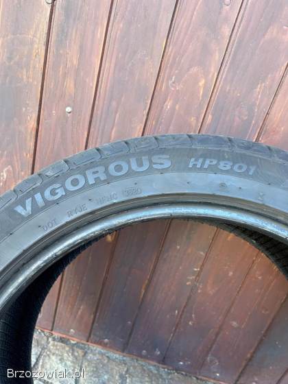 4 Opony 255/45/20 z 2020 roku