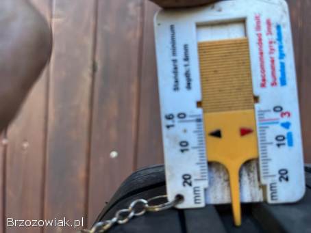 4 Opony 255/45/20 z 2020 roku