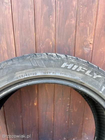 4 Opony 255/45/20 z 2020 roku