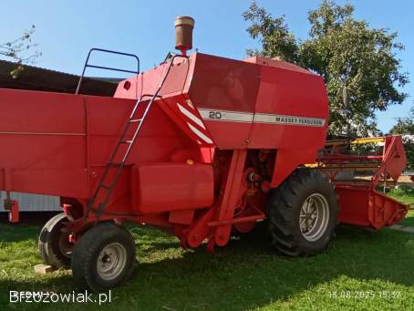 Kombajn zbożowy MF430